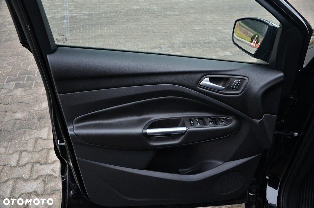 Ford Kuga - 15
