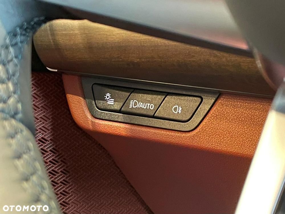 BMW X1 - 20