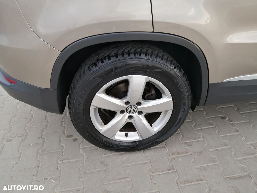 Volkswagen Tiguan - 2