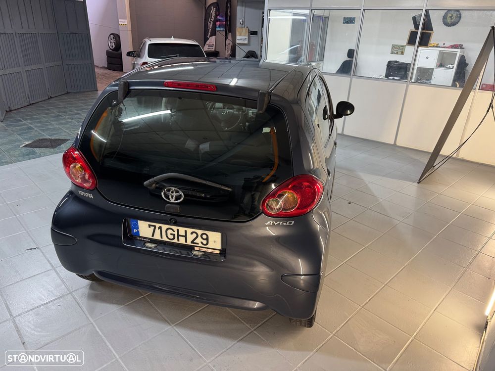 Toyota Aygo 1.0 + AC+VSC - 7