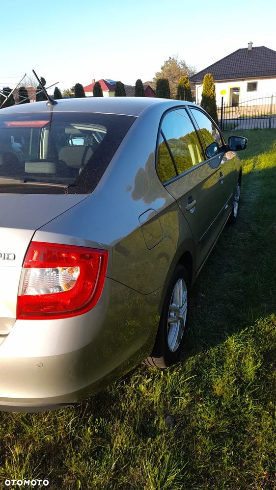 Skoda RAPID 1.2 TSI Ambition - 7