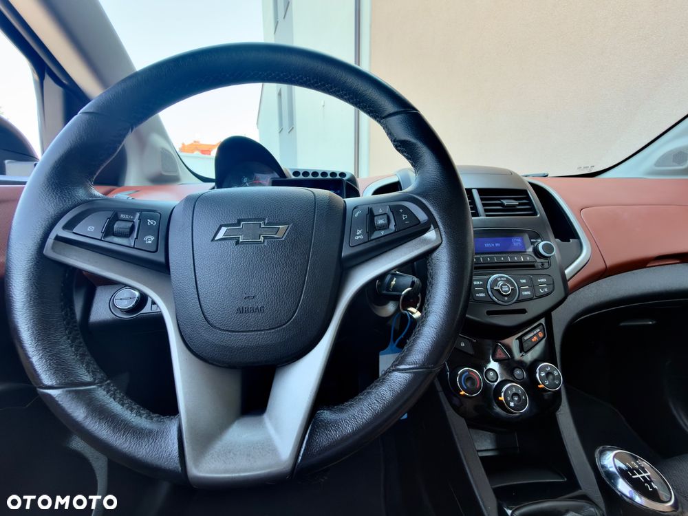 Chevrolet Aveo - 29