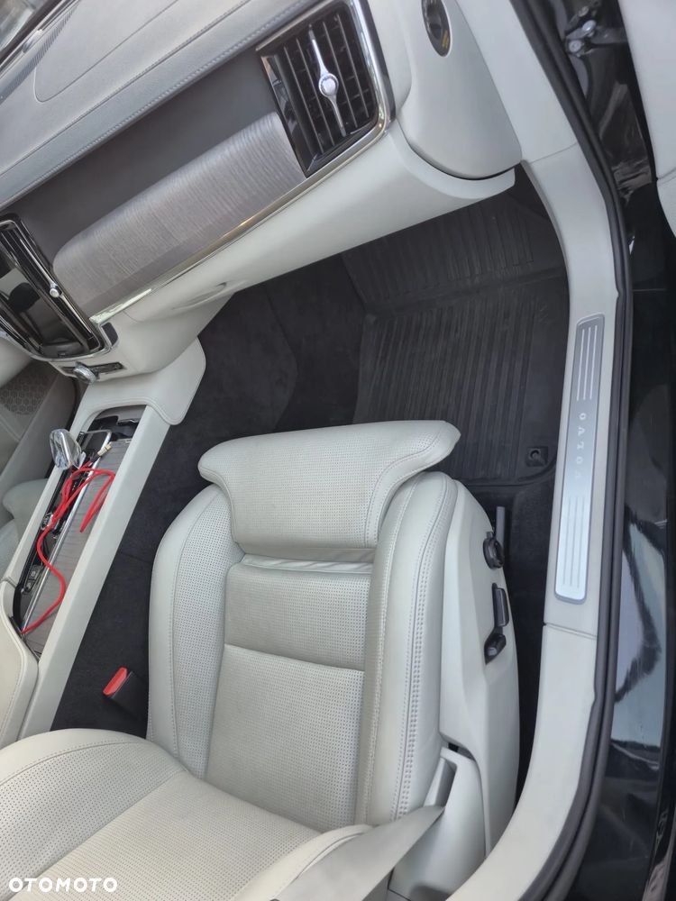 Volvo S90 B5 D AWD Plus Bright - 8