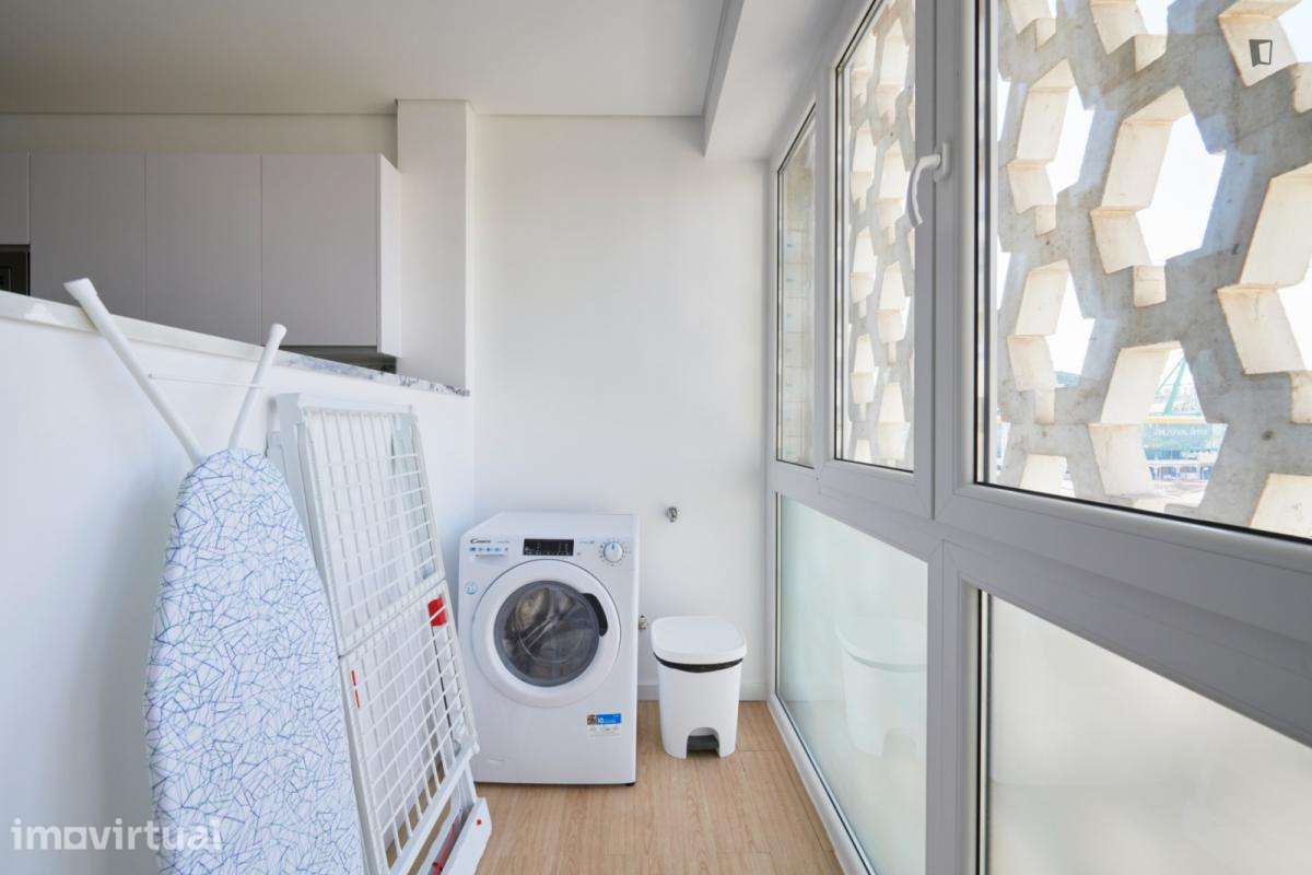 Quarto - localizado em Telheiras Lisbon - Grande imagem: 5/18