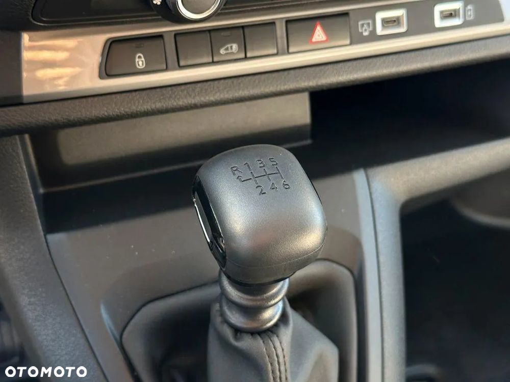 Opel Vivaro Furgon L2 144KM M6 - 15