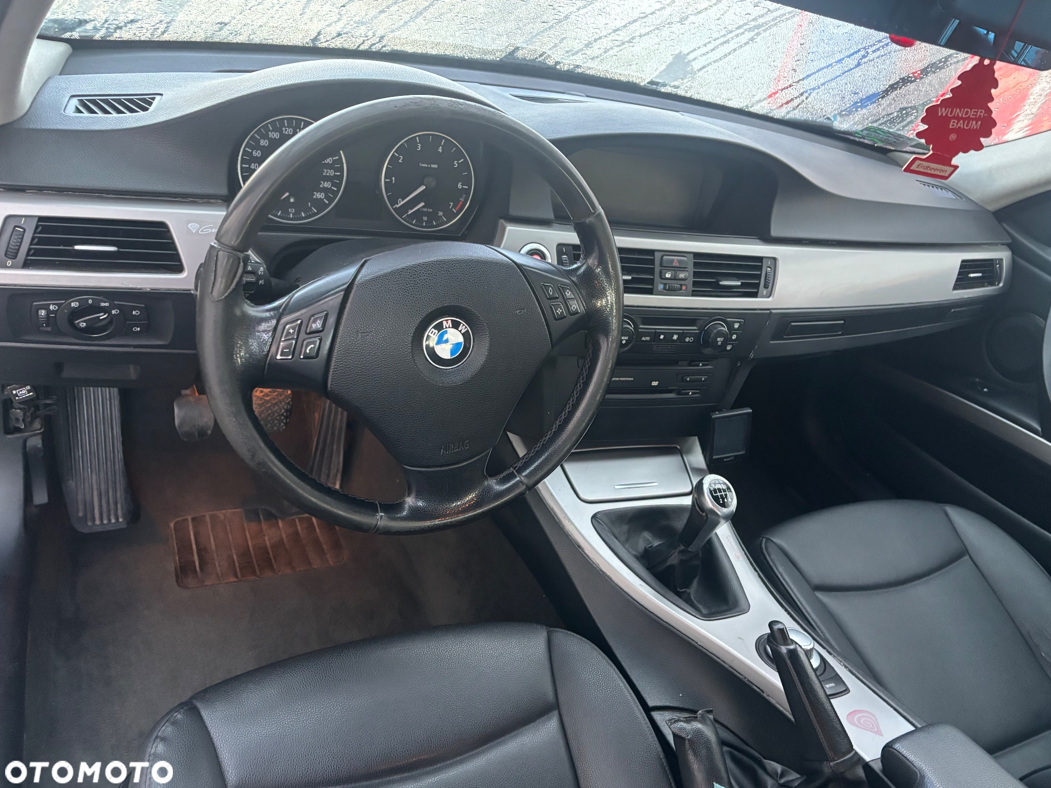 BMW Seria 3 318i Touring - 7