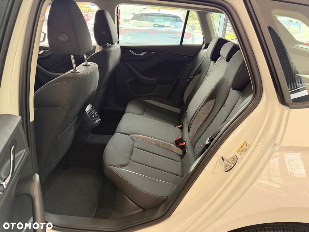 Skoda Kamiq 1.0 TSI Drive DSG - 13