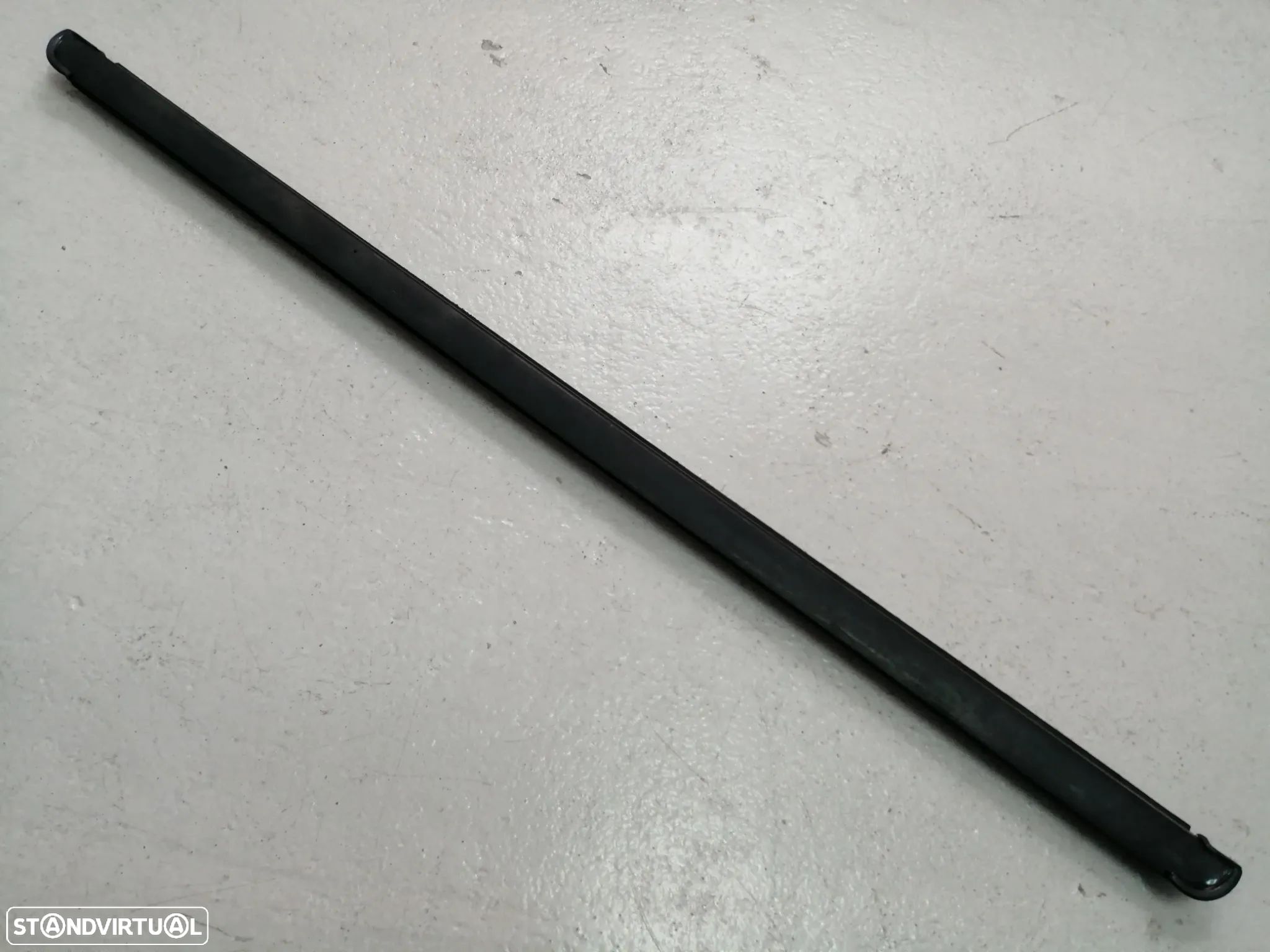 Raspador do Vidro das Portas Traseiras - Opel Campo , Bedford Brava , Isuzu TFR (4 Portas) - 1