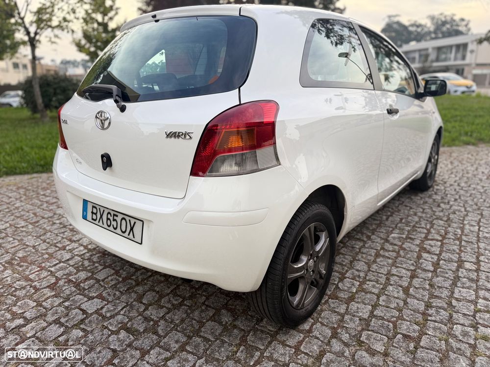 Toyota Yaris 1.4 D-4D Cool - 15