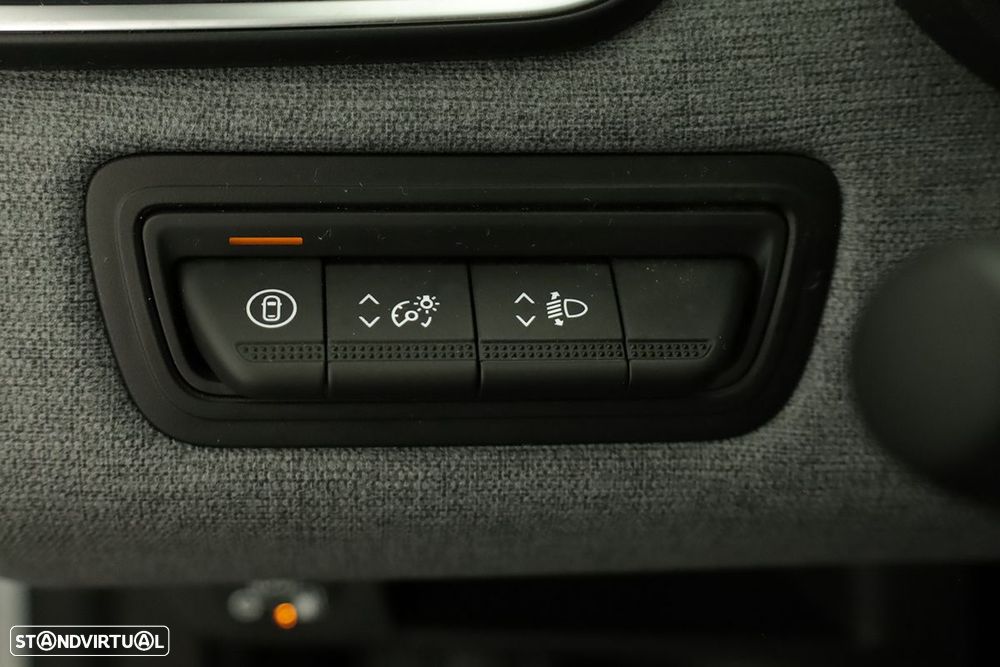 Renault Clio 1.0 TCe Evolution Bi-Fuel - 19