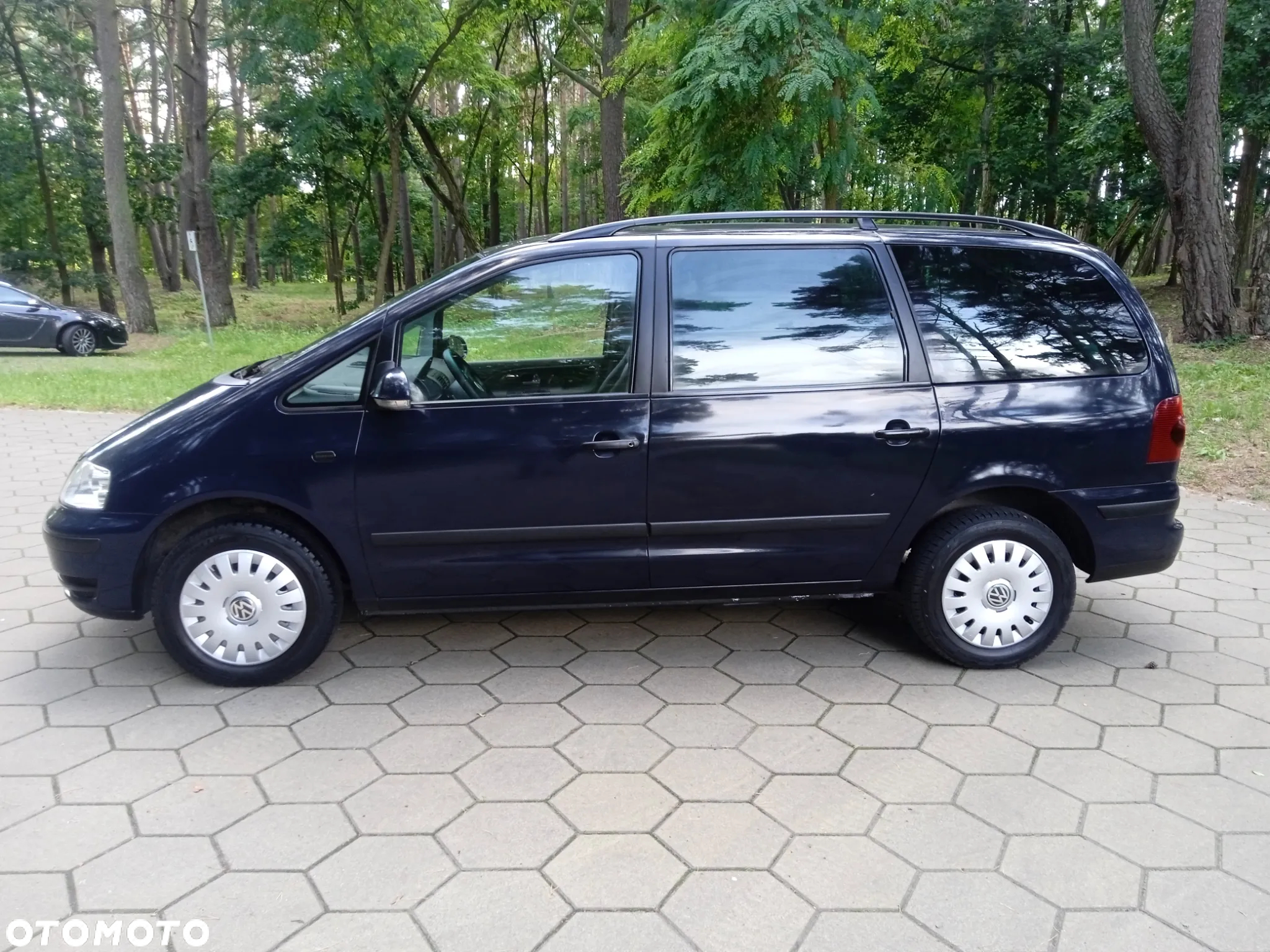 Volkswagen Sharan 1.9 TDI Basis - 2
