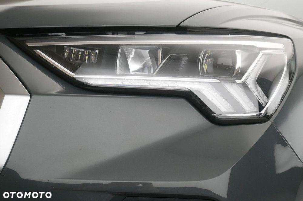 Audi Q3 Sportback - 13