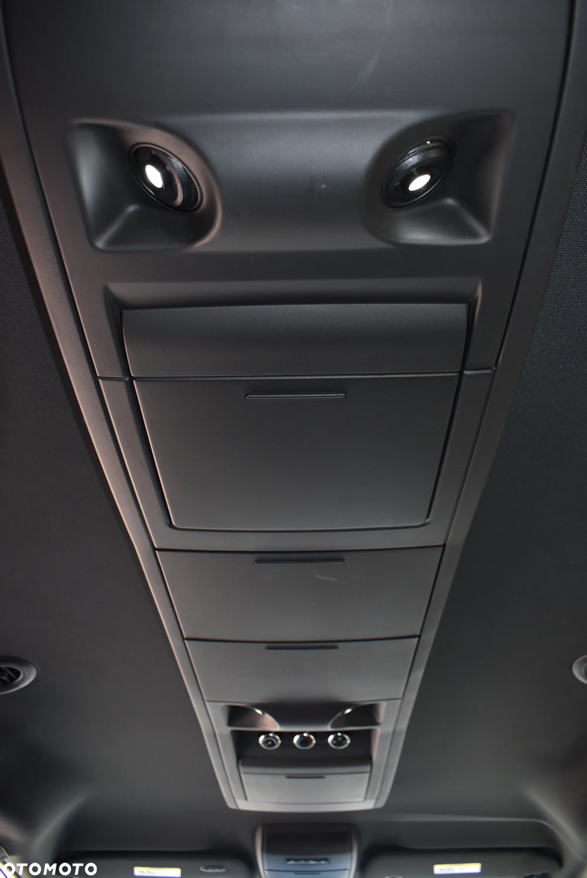 Dodge Grand Caravan 3.6 R/T - 32