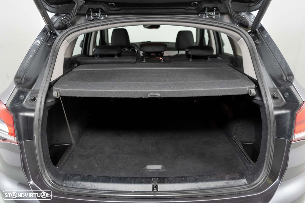 BMW X1 25 e xDrive Corporate Edition - 11