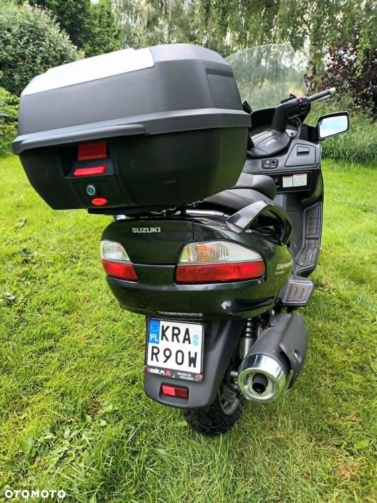 Suzuki Burgman - 8
