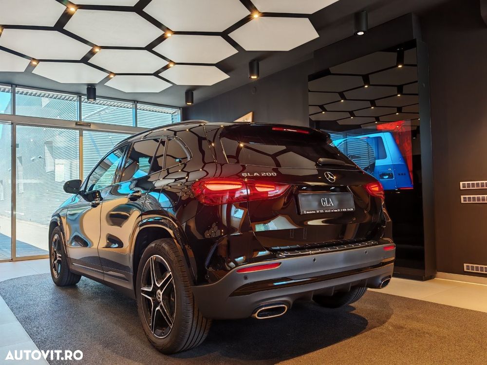 Mercedes-Benz GLA 200 MHEV Aut. - 12