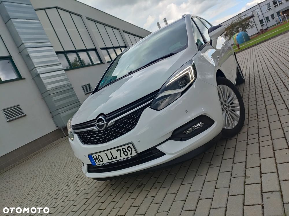 Opel Zafira - 9