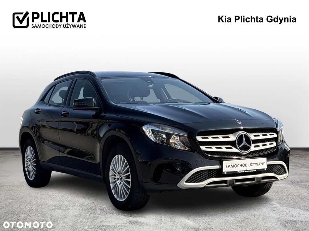 Mercedes-Benz GLA 180 7G-DCT - 7