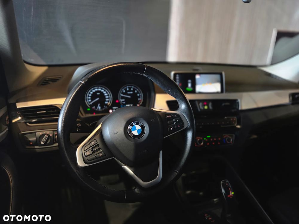BMW X1 sDrive18i Advantage - 13