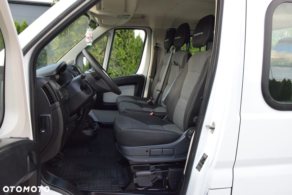 Fiat DUCATO 7-OSÓB  DOKA Wywrotka 3-str. KLIMA 2,3JTD 130KM - 21