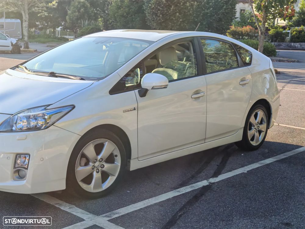Toyota Prius 1.8 Premium+Pele+GPS - 6
