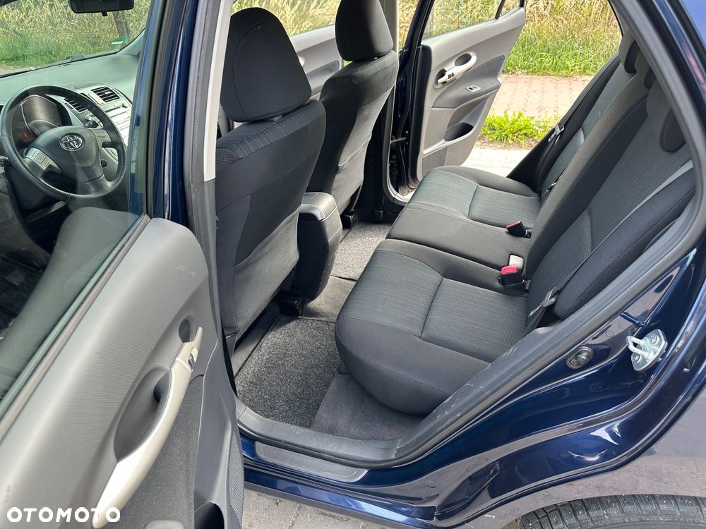 Toyota Auris 1.6 VVT-i Luna - 23