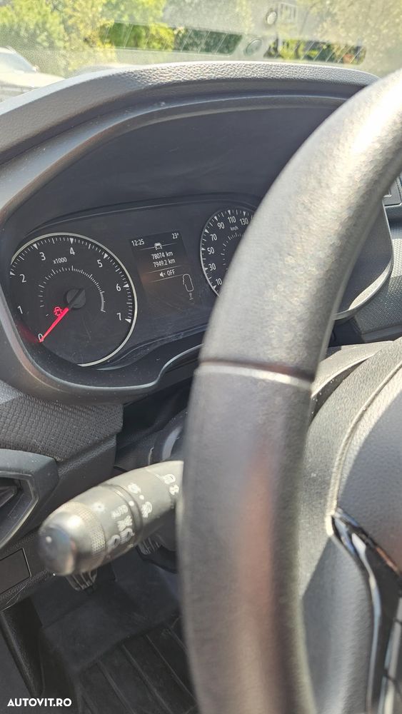 Dacia Logan TCe 90 Essential - 11