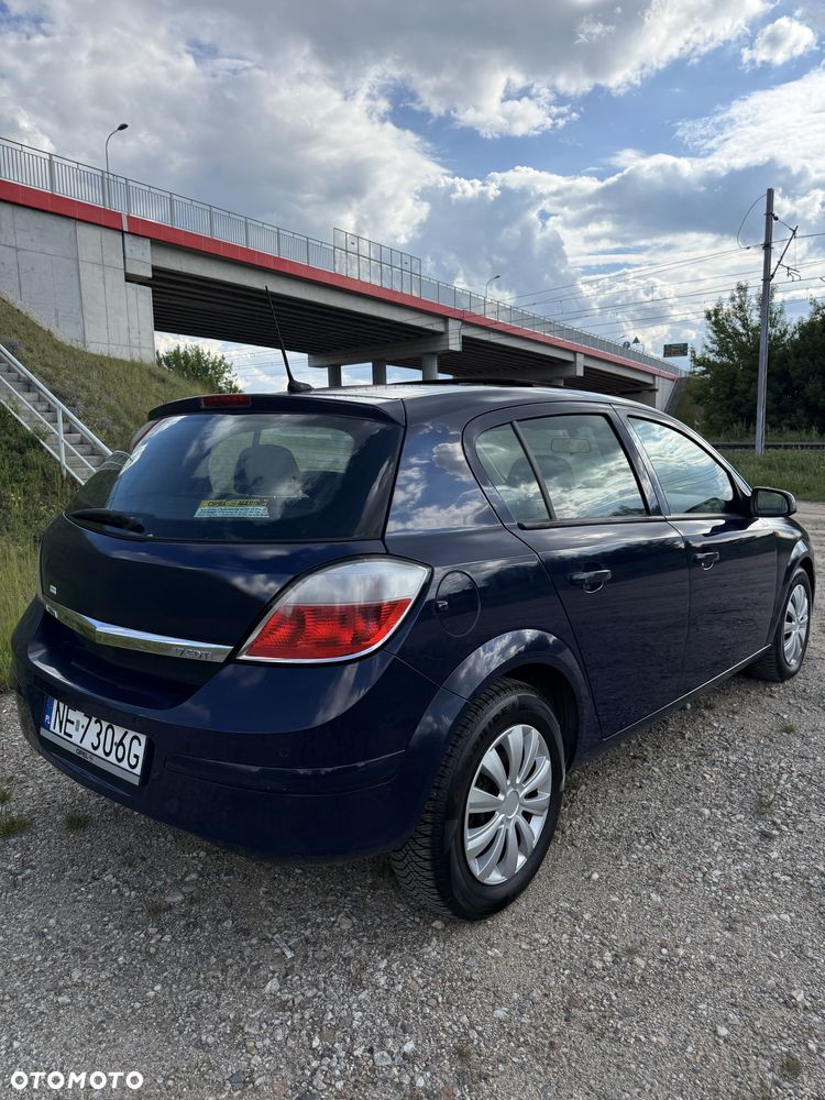 Opel Astra - 4