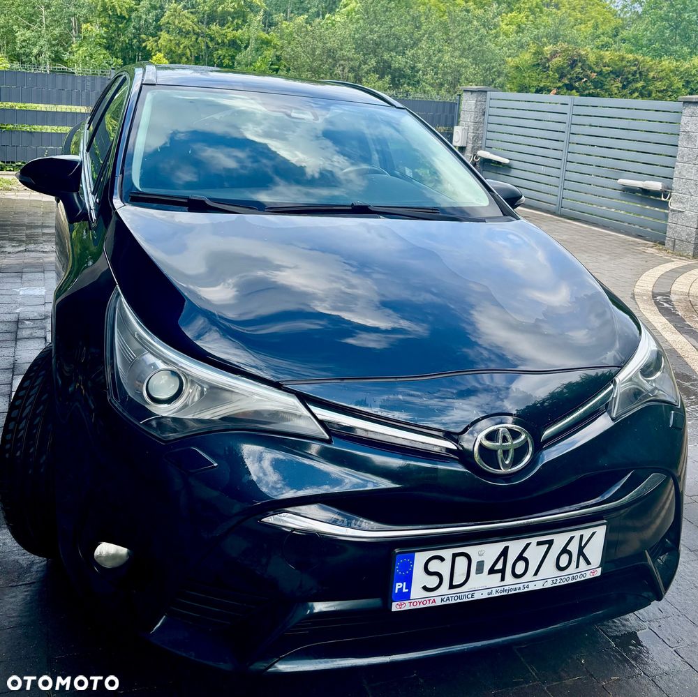 Toyota Avensis 2.0 D-4D Prestige - 1