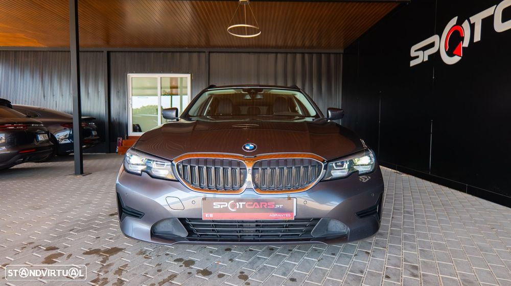 BMW 330 e Touring Corporate Edition Auto - 2