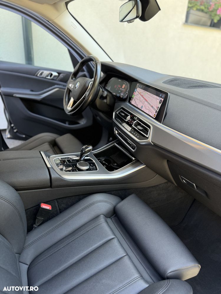 BMW X5 xDrive45e - 24