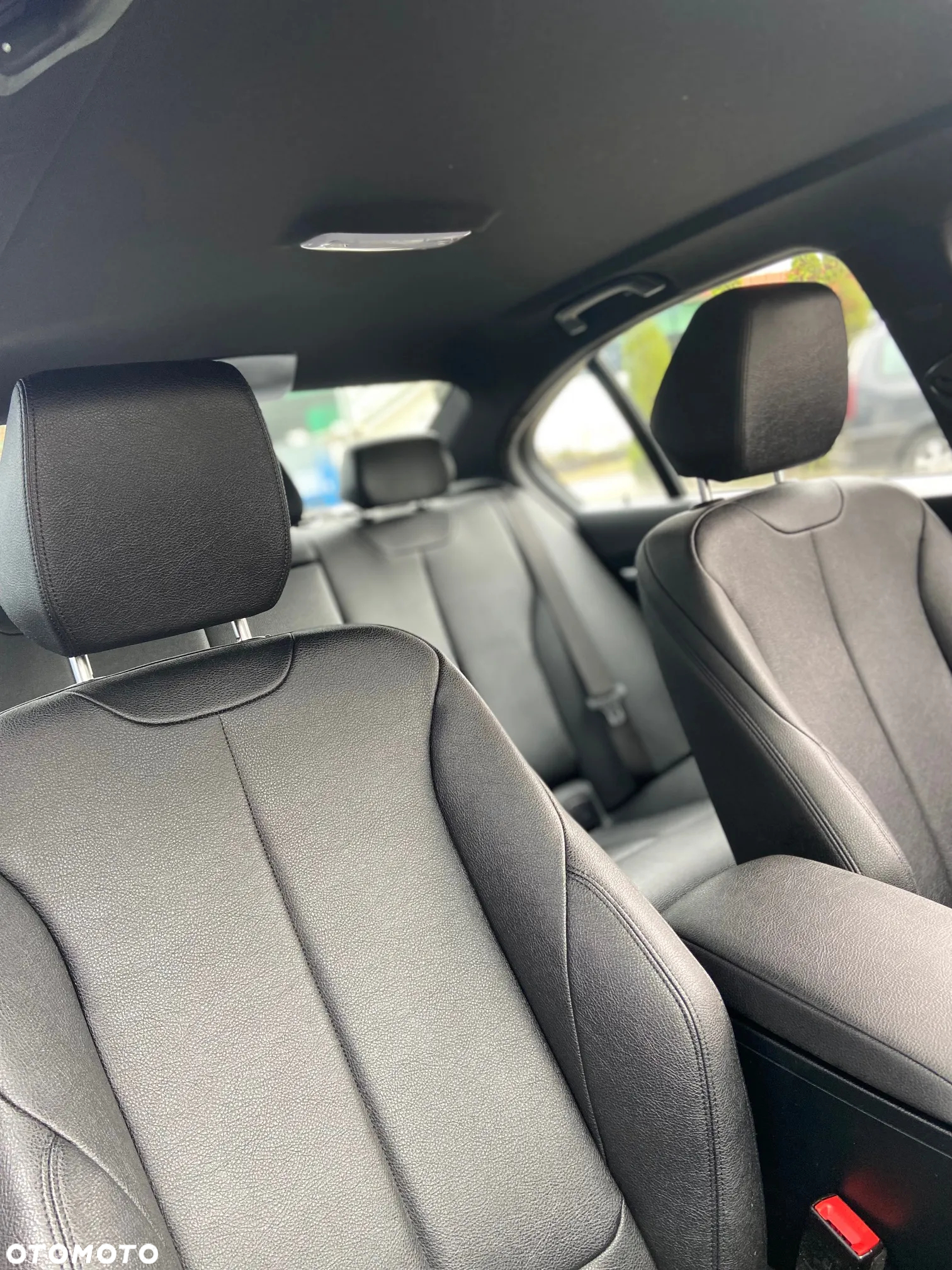 BMW Seria 3 330e M Sport sport - 12