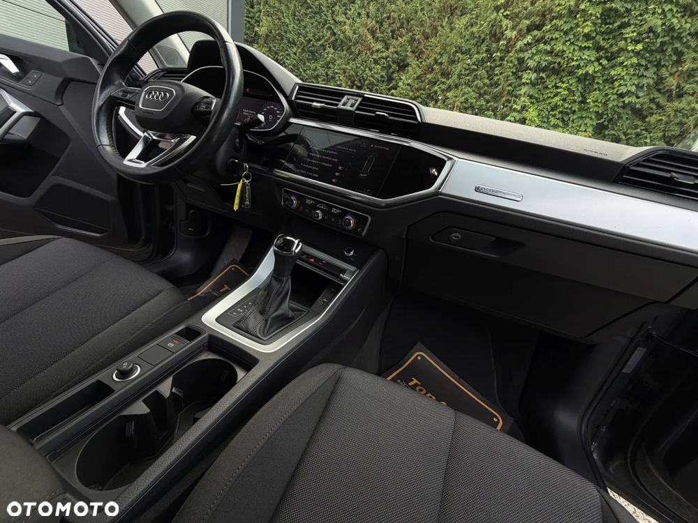 Audi Q3 35 TFSI S tronic - 16