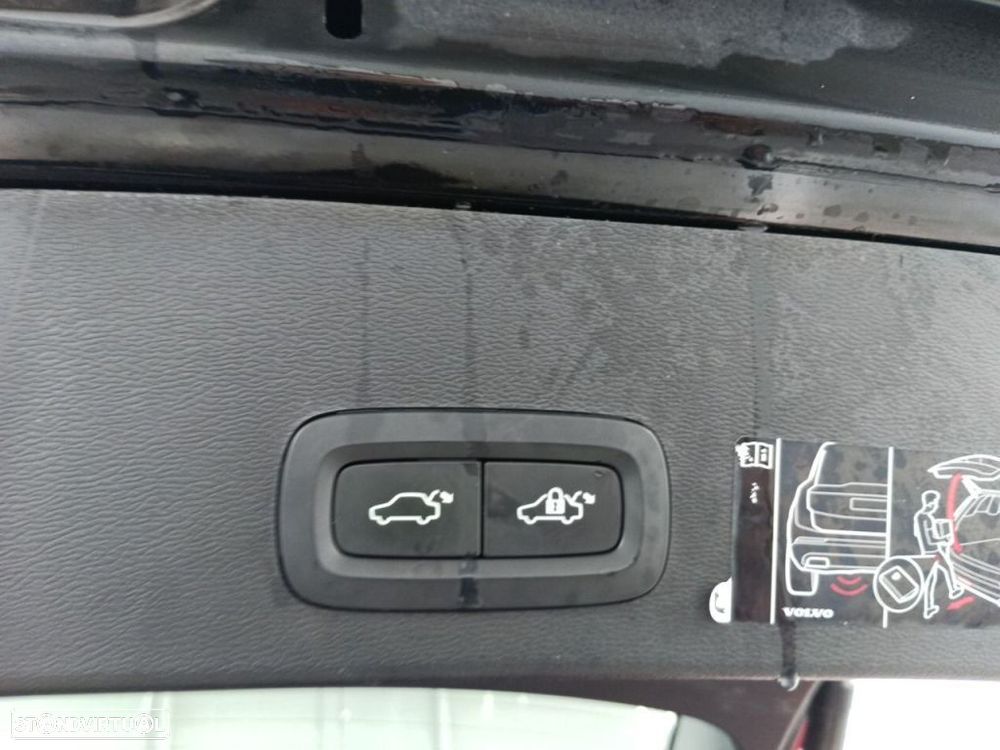 Volvo XC 40 1.5 T5 PHEV R-Design - 14