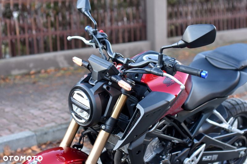 Honda CB - 22