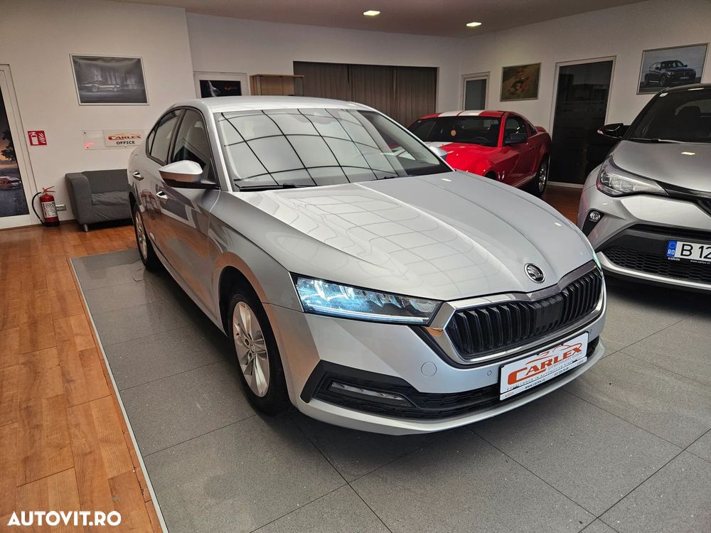 Skoda Octavia 2.0 TDI DSG Ambition - 4