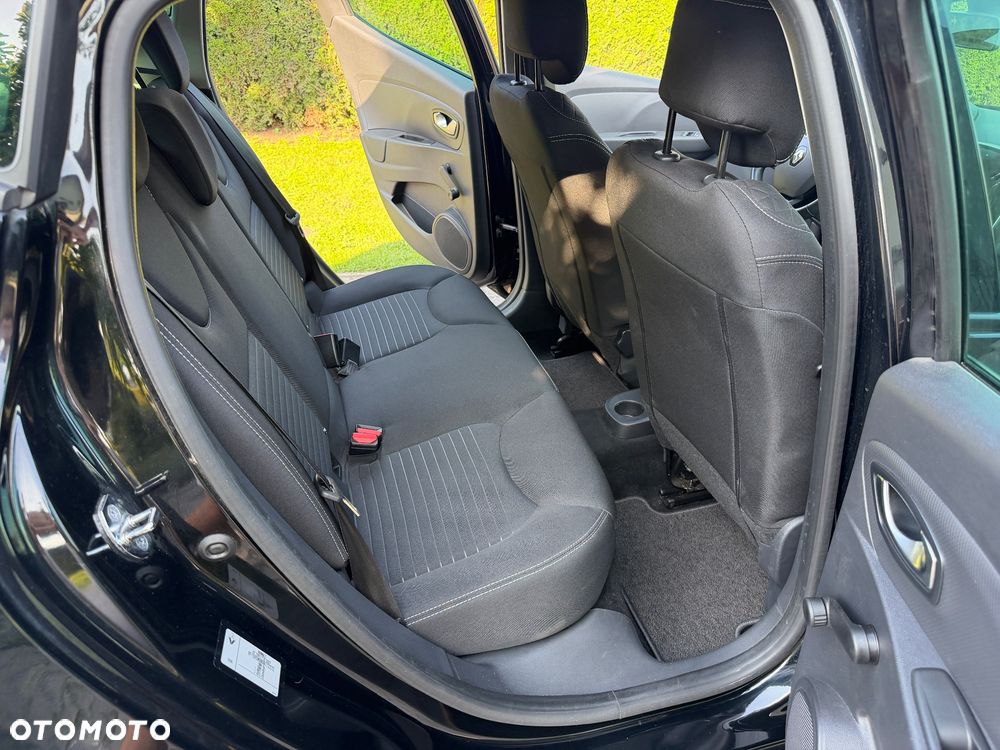 Renault Clio 1.2 16V 75 Limited - 25