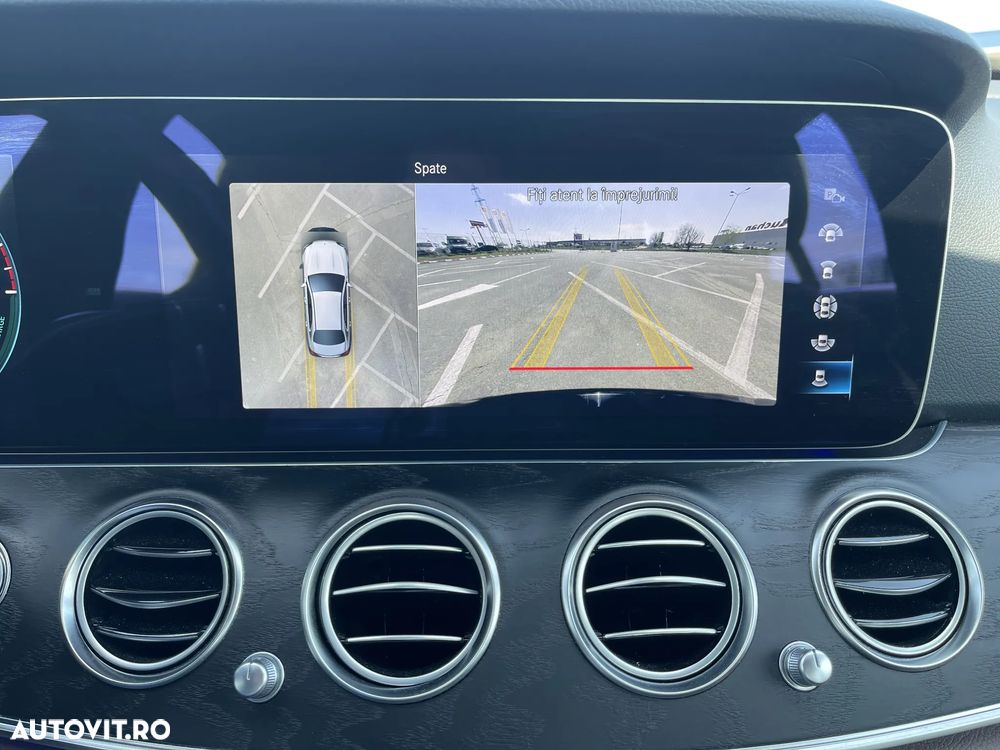 Mercedes-Benz E - 16