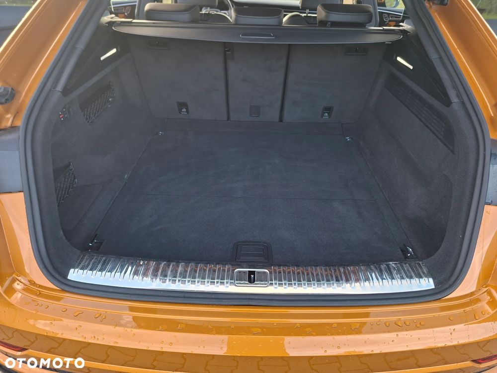 Audi Q8 - 11