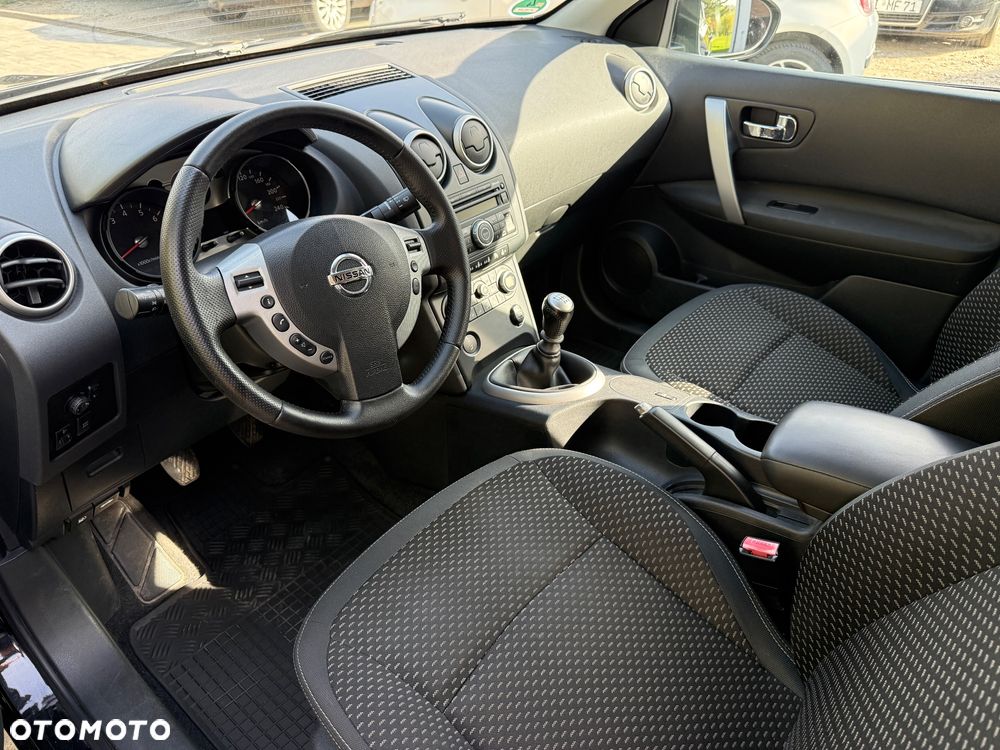 Nissan Qashqai - 34