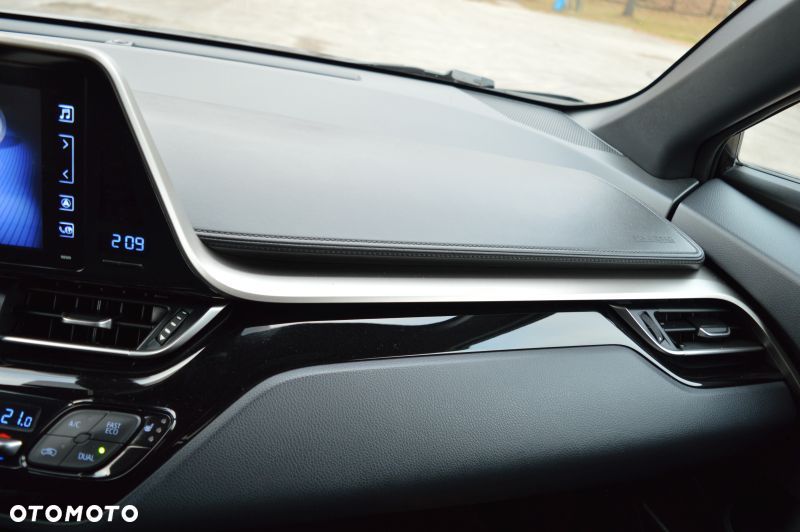 Toyota C-HR 1.8 Hybrid Style - 33