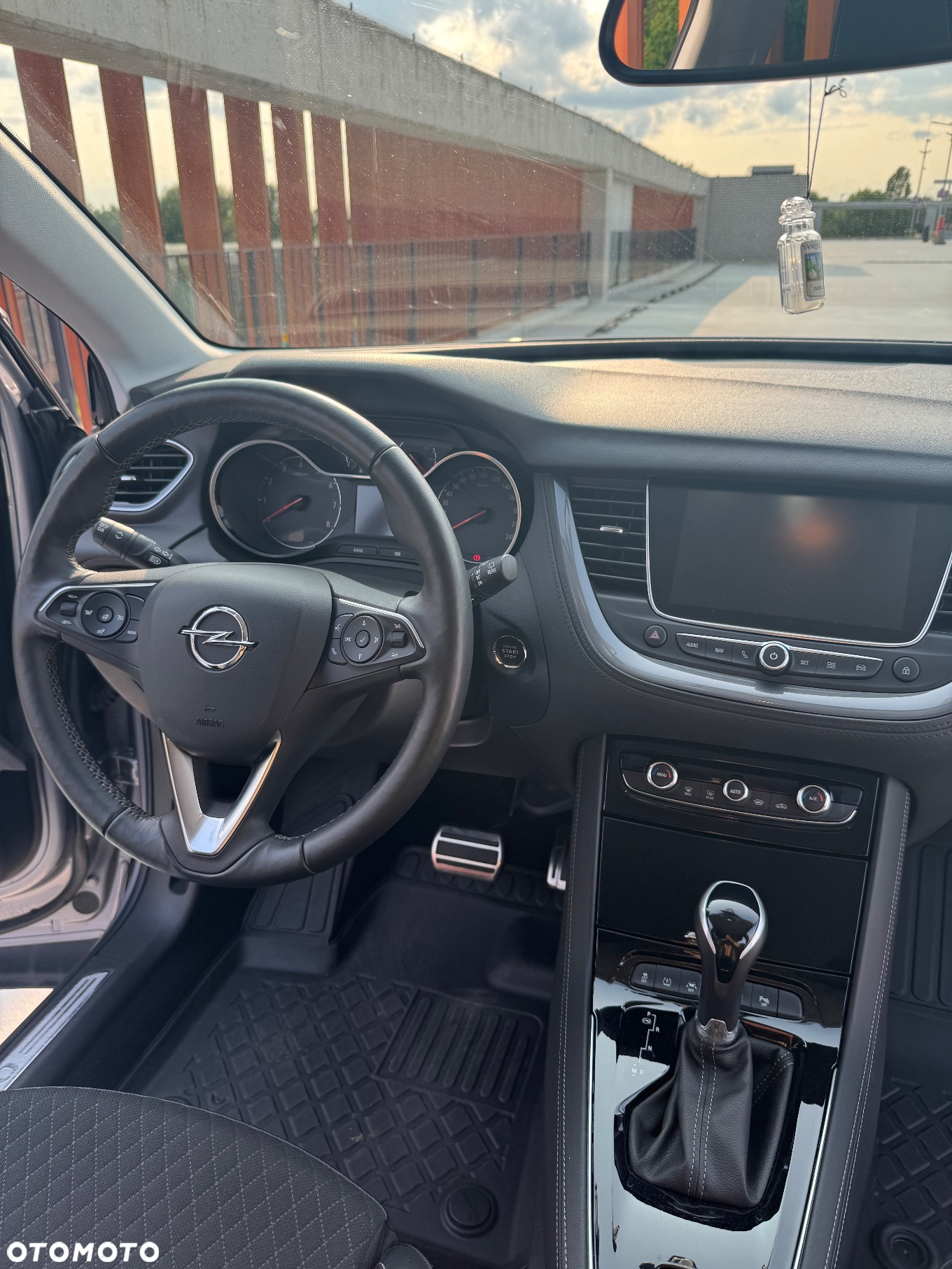 Opel Grandland X 1.6 T Elite S&S - 15