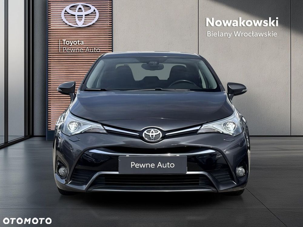 Toyota Avensis 1.8 Prestige - 6