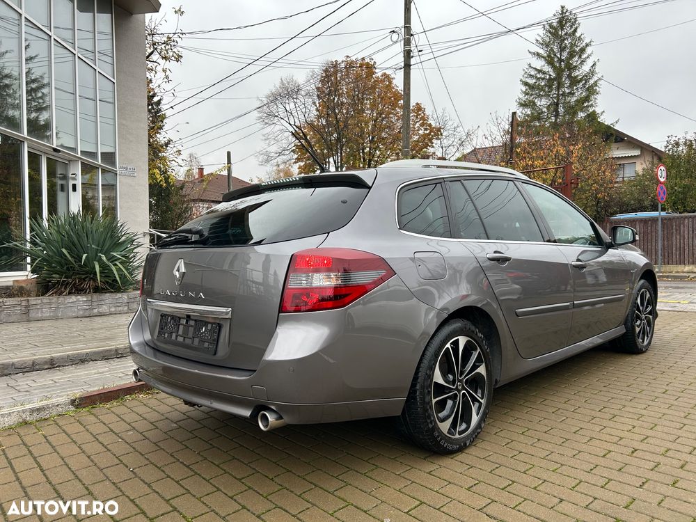 Renault Laguna Grandtour dCi 110 FAP EDC Bose Edition - 11