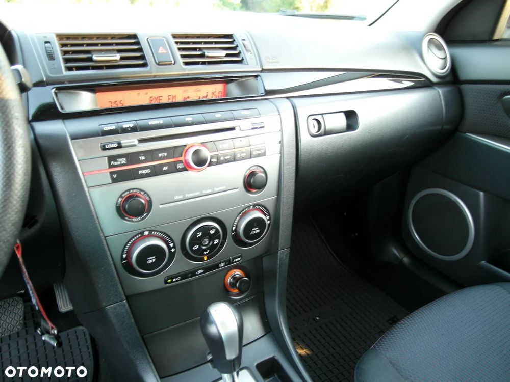 Mazda 3 1.6 Sport Exclusive - 23