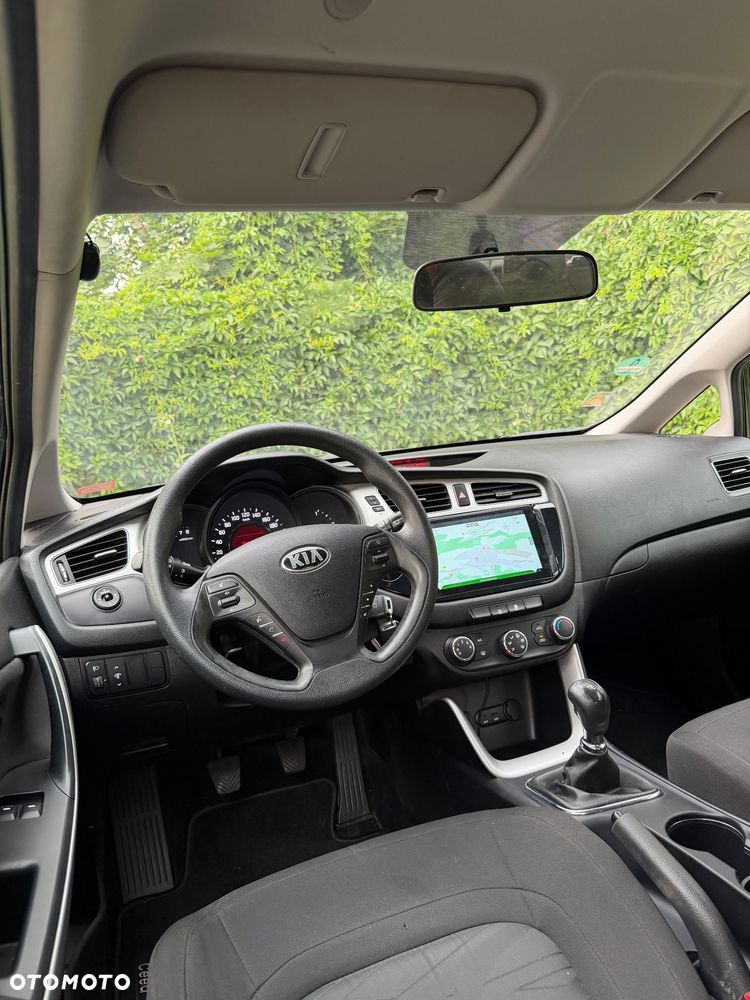 Kia Ceed 1.4 L - 21