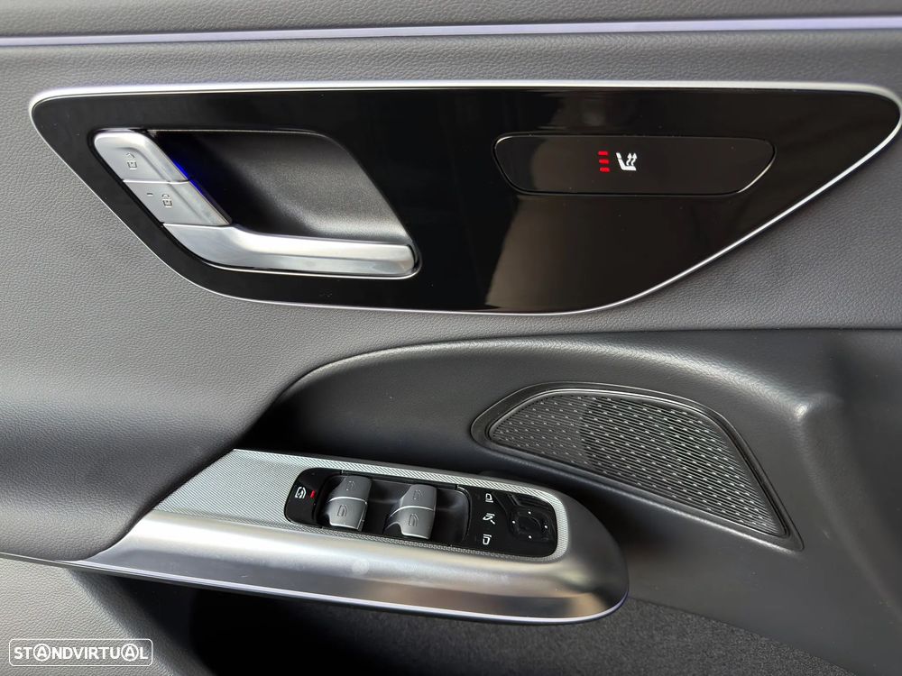 Mercedes-Benz E 300 de Avantgarde - 18