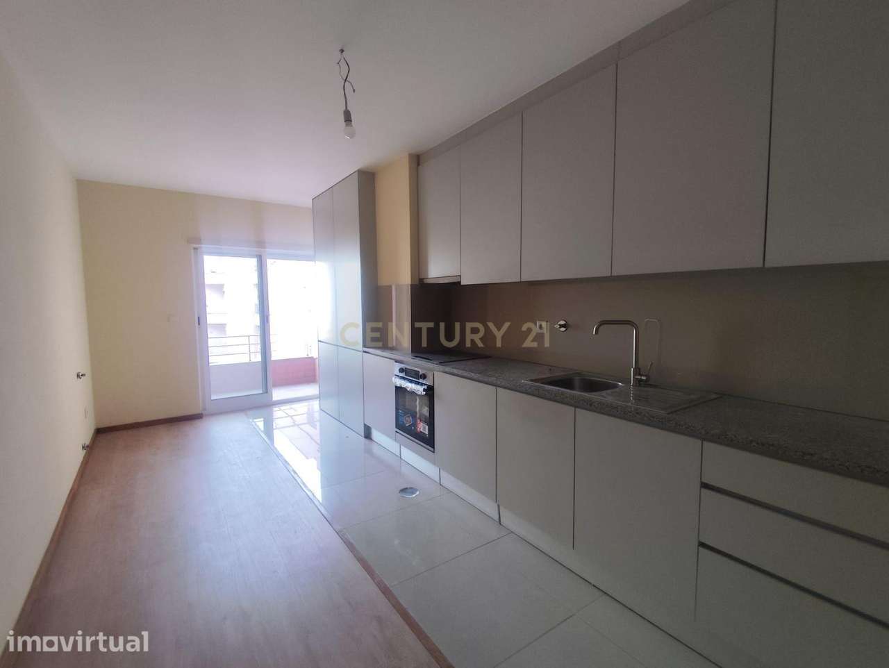 Apartamento Renovado em Braga (São Vítor) - 2 Quartos - Grande imagem: 4/15