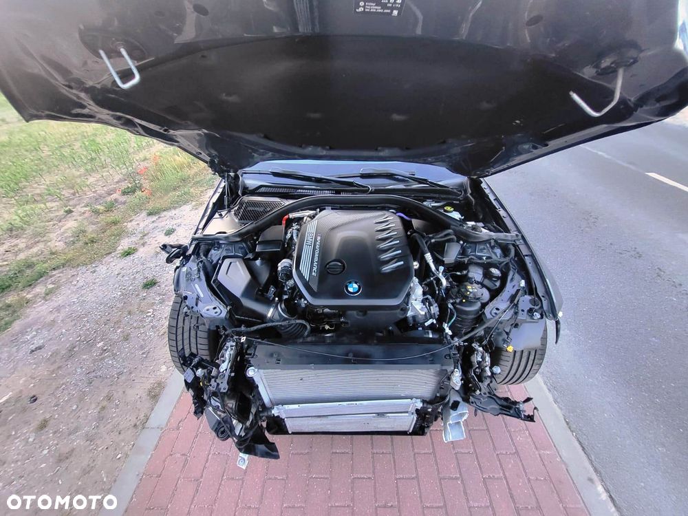 BMW Seria 3 M340d xDrive - 14