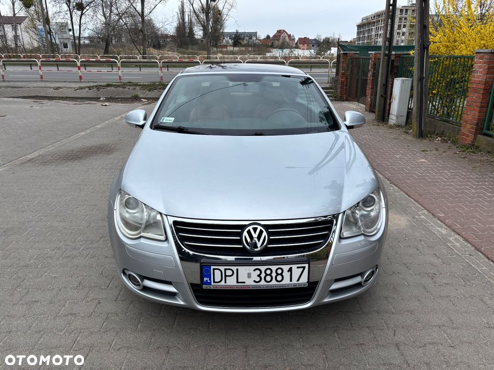 Volkswagen Eos - 2